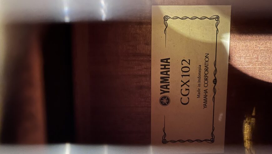 Classical Guitar Yamaha CGX 102