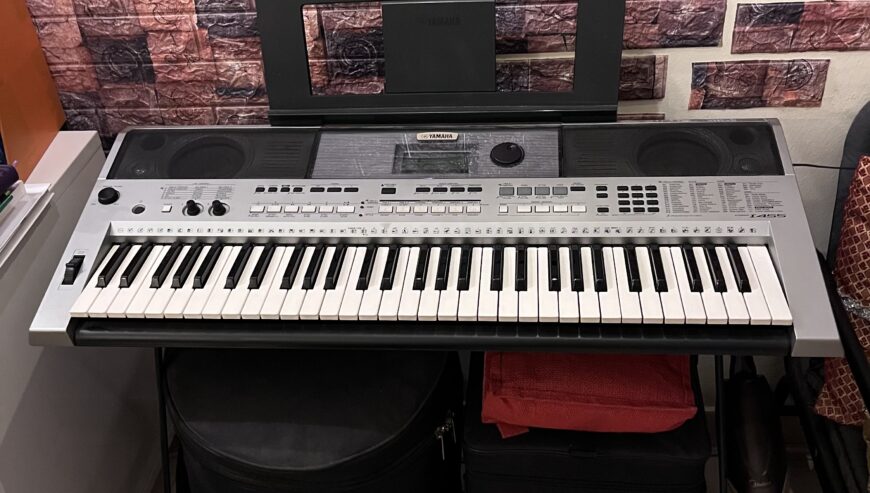 Yamaha Keyboard