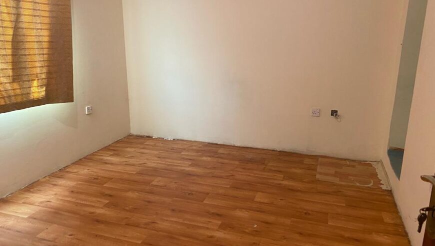 EXICUTIVE BACHELER ROOM