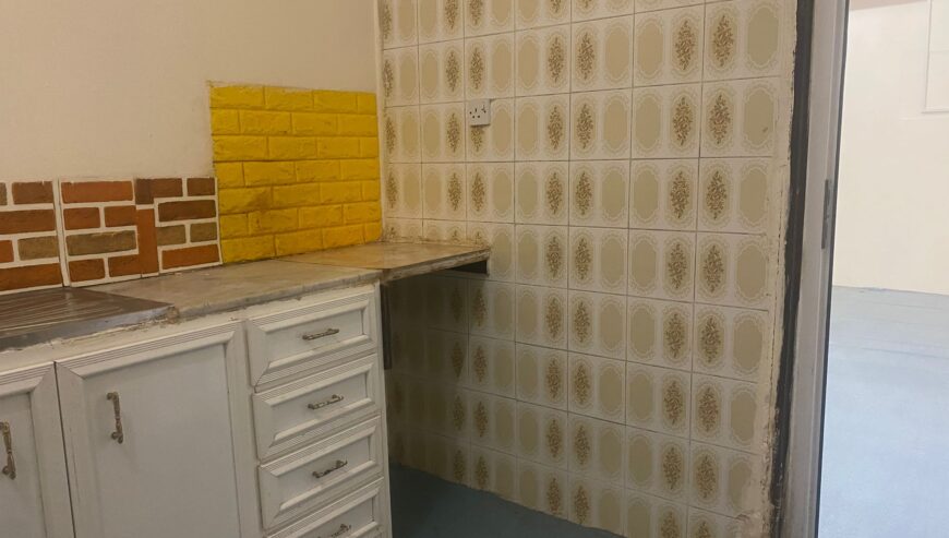 FAMILY 1BHK AINKHALID QR2200