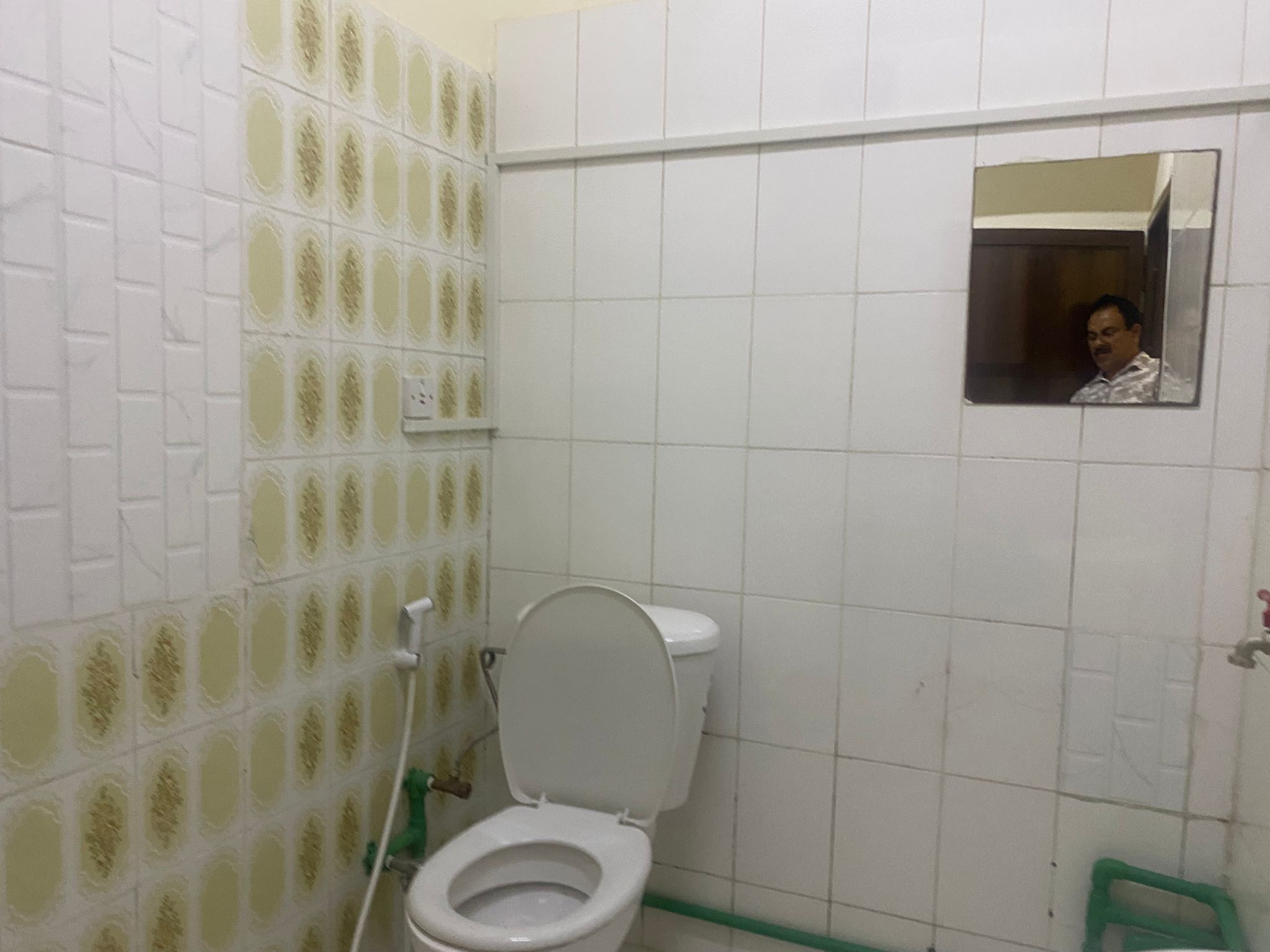 FAMILY 1BHK AINKHALID QR2200