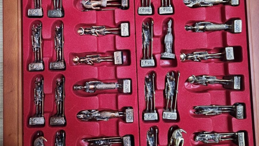 PHARONIC CHESS . Collectible