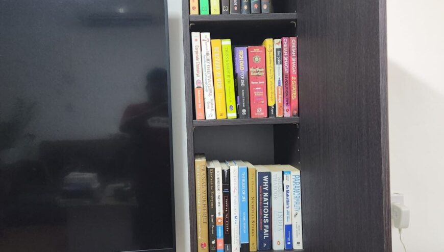 Book Shelf. Shelf.