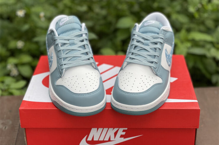 Nike Dunk Low “Blue Paisley”