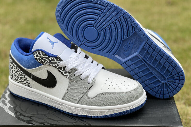 Air Jordan 1 Low True Blue