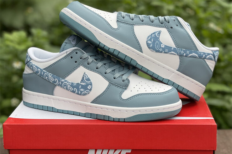 Nike Dunk Low “Blue Paisley”
