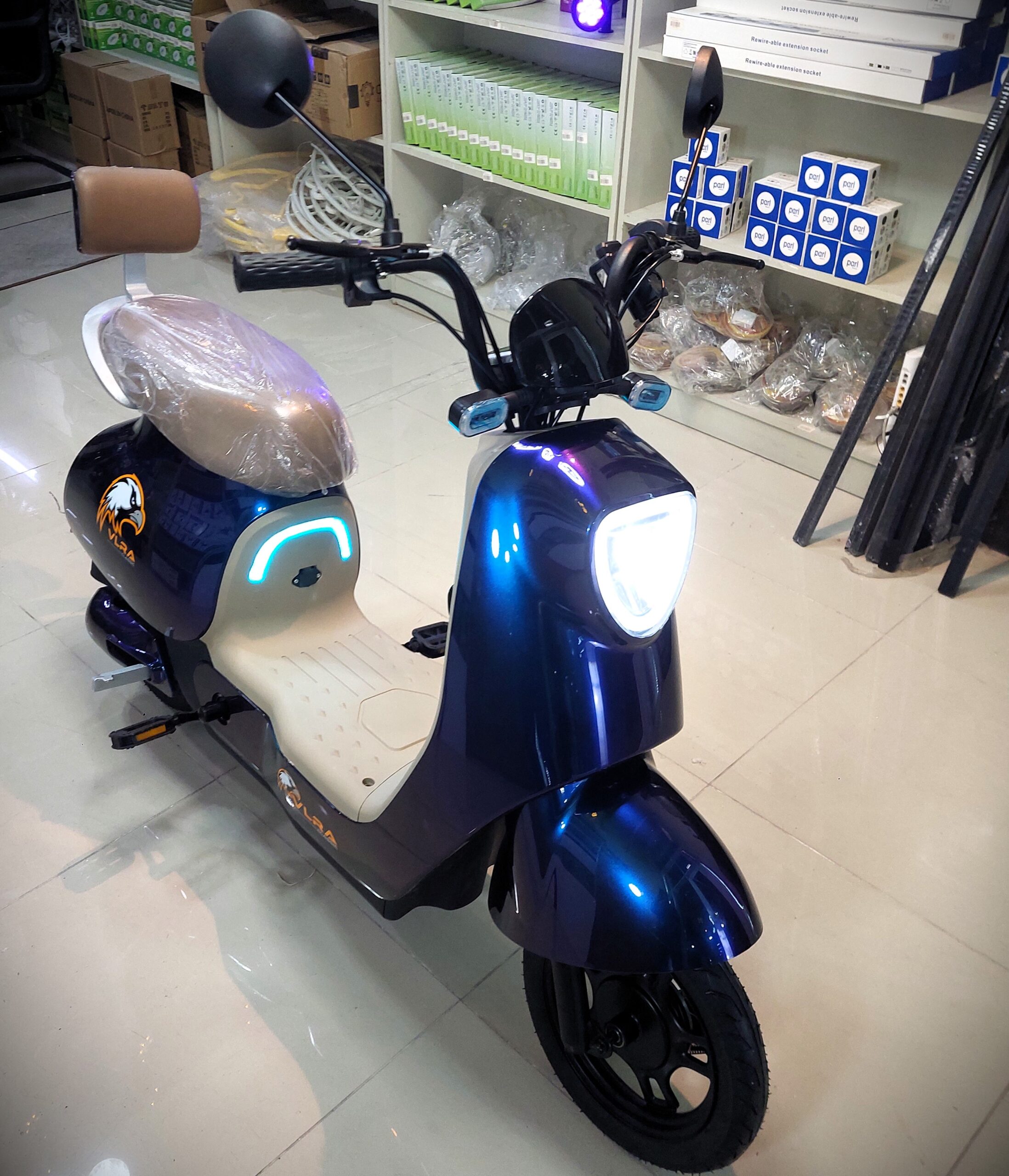 Electric bike Vlra Q8 دراجة كهربائية