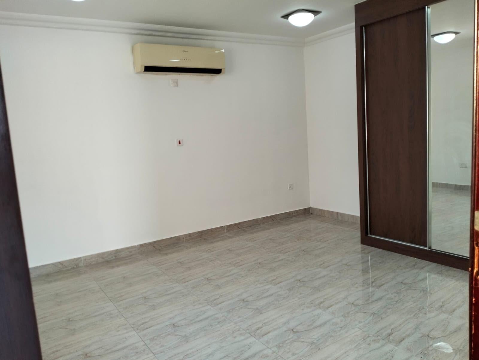 Family penthouse studio available in Abu Hamour