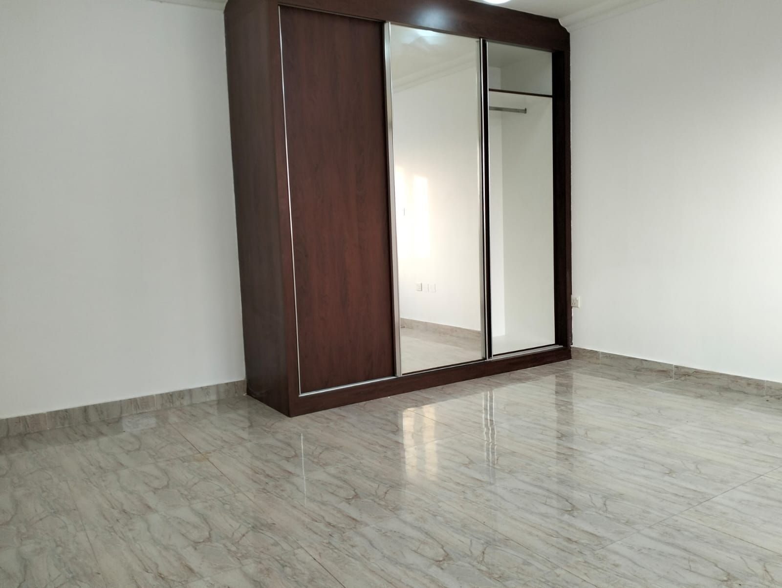 Family penthouse studio available in Abu Hamour