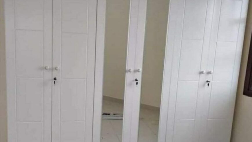 Cabinet wardrobe coppered available