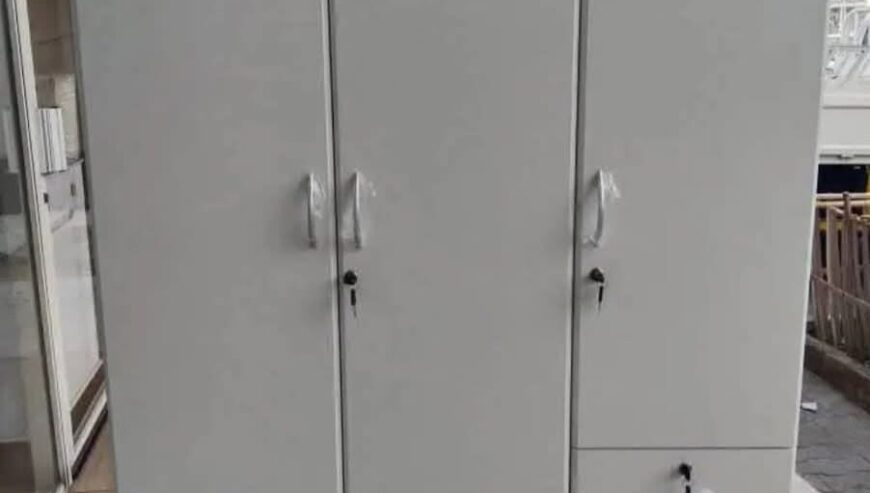 Cabinet wardrobe coppered available
