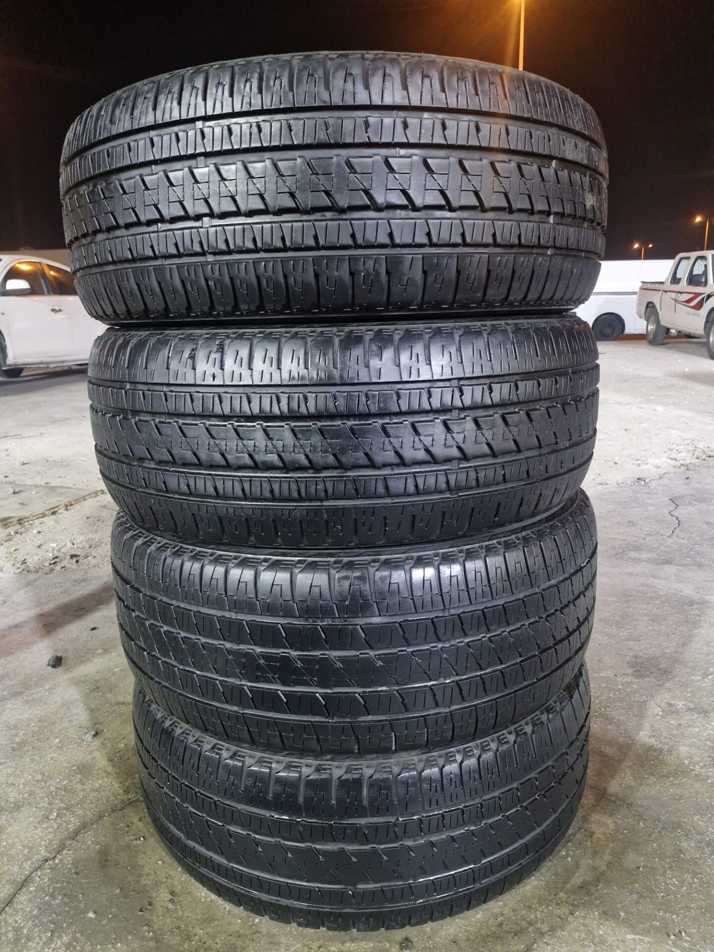 285/45/22 Bridgestone tyre
