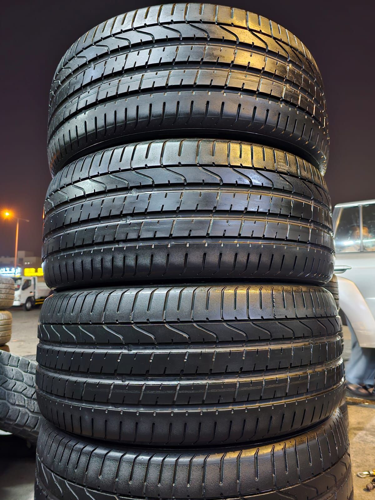 275-40-22,,,pirelli brand