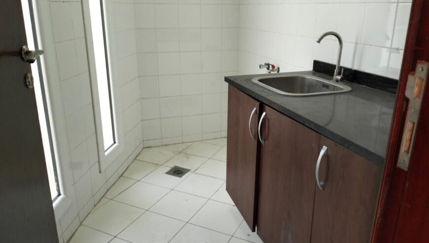 Family penthouse studio available in Abu Hamour