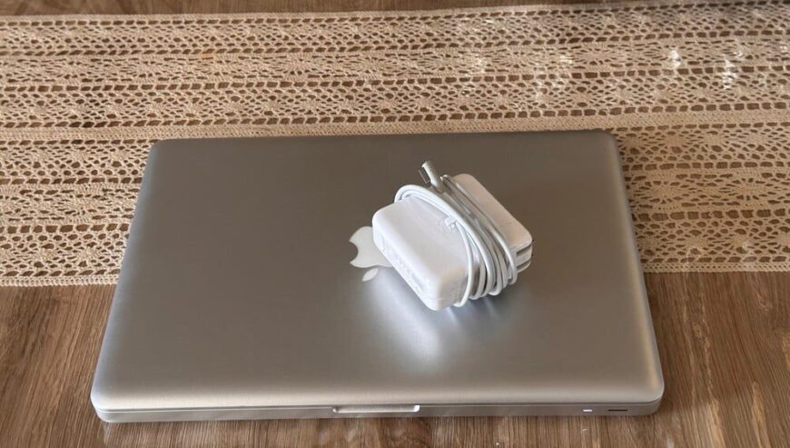 Macbook Pro 2012 (URGENT SALE)