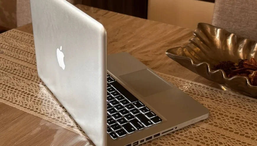 Macbook Pro 2012 (URGENT SALE)