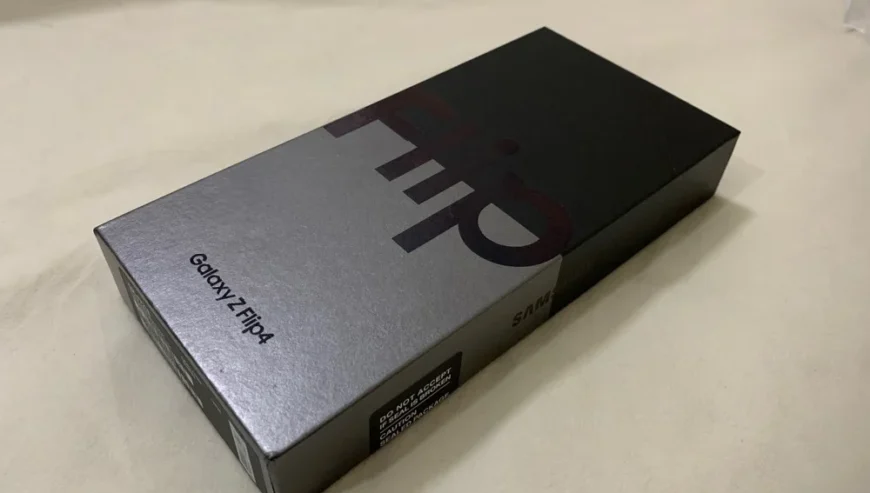 Samsung Galaxy Z Flip 4