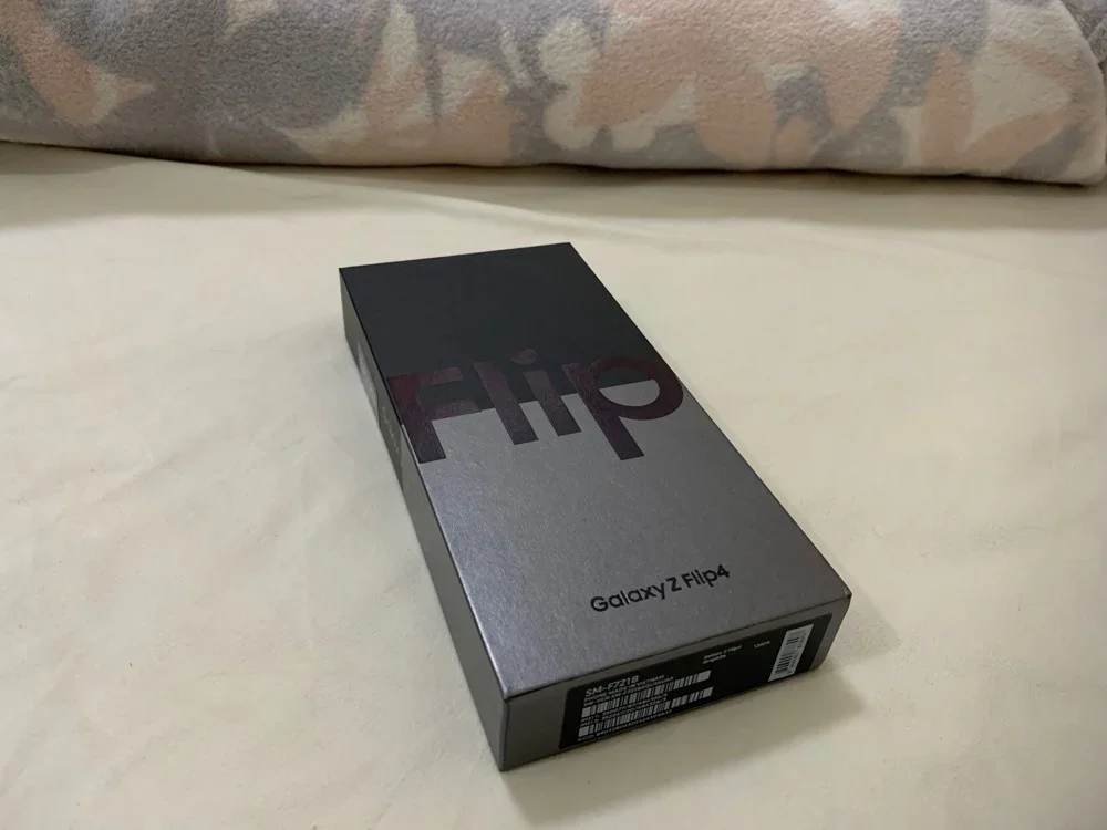 Samsung Galaxy Z Flip 4