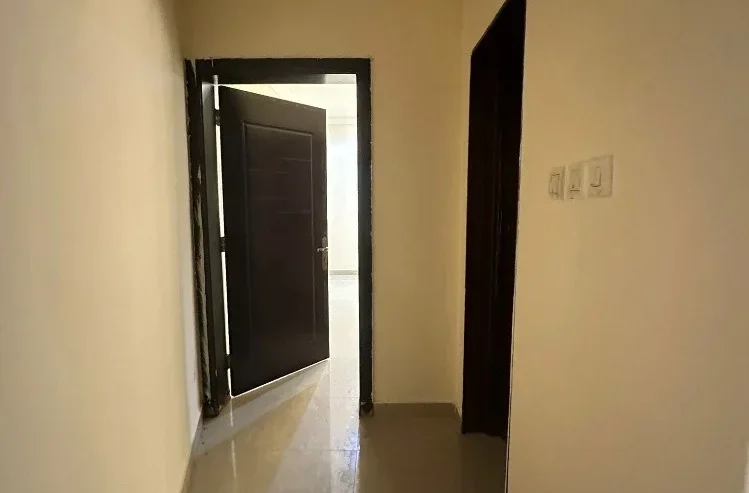 الصخامة غرفة حمام مطبخ شامل