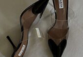 women high heel shoes available