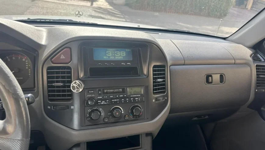 Mitsubishi Pajero GLS