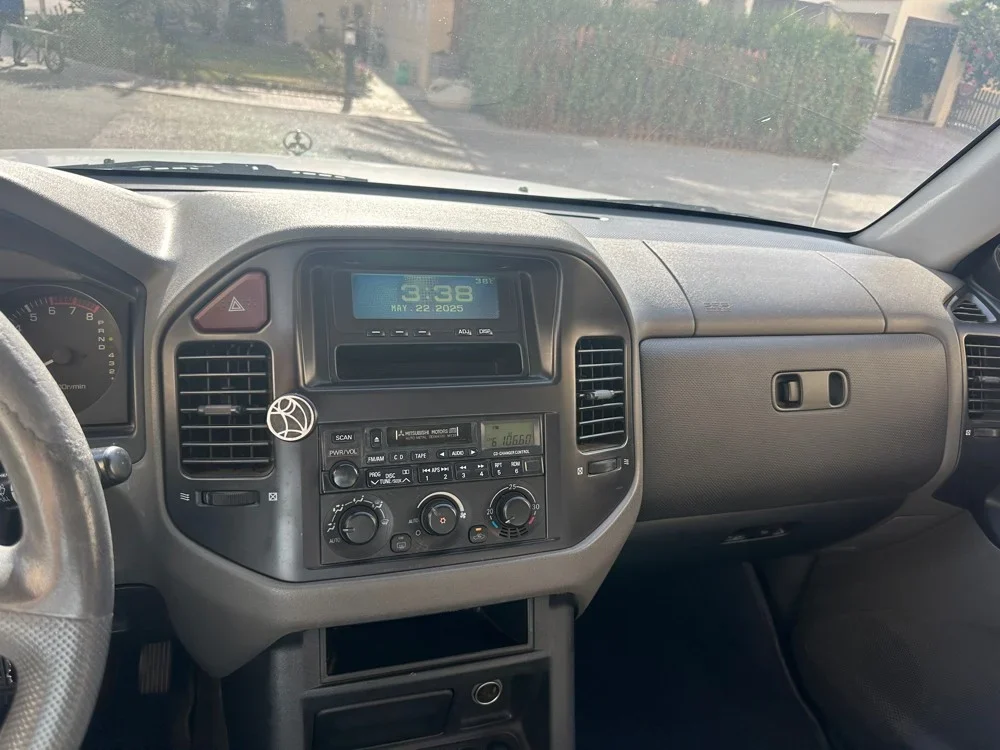 Mitsubishi Pajero GLS