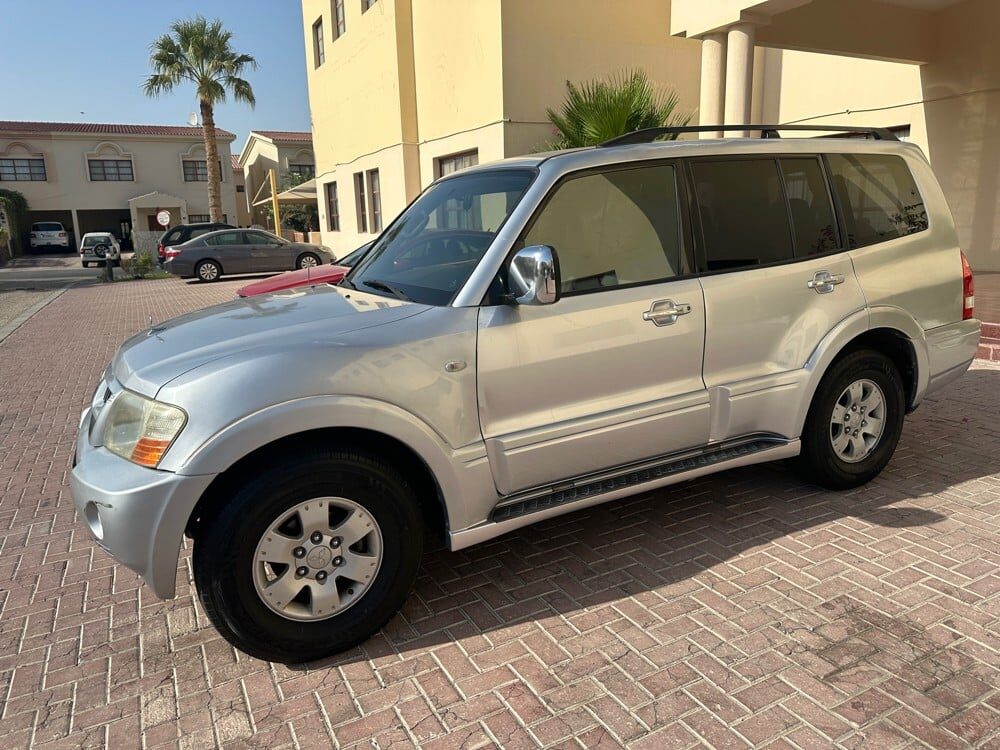 Mitsubishi Pajero GLS