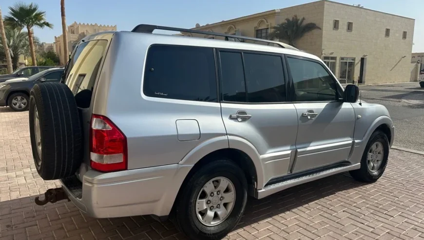 Mitsubishi Pajero GLS