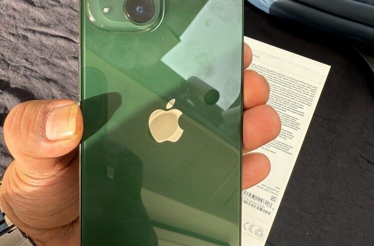 iPhone 13 512GB –  Excellent Condition