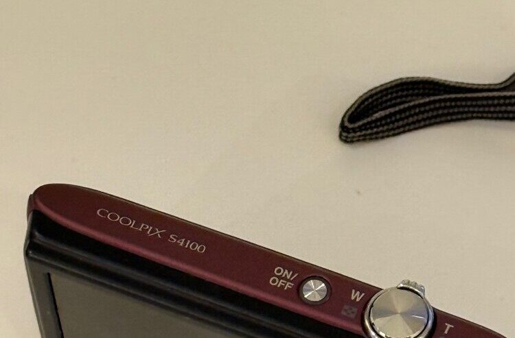 Nikon Coolpix S4100