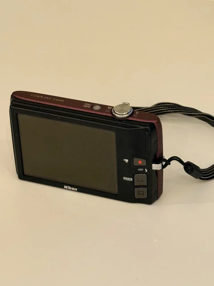 Nikon Coolpix S4100