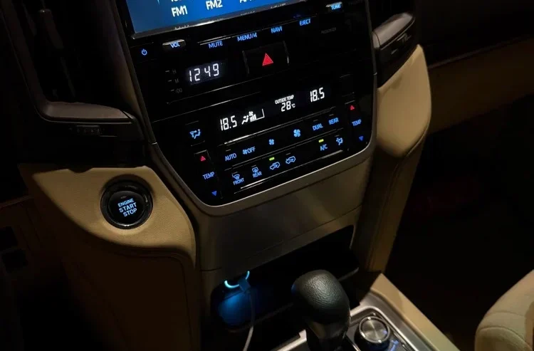 Toyota Land Cruiser GXR 2009 – Excellent Condition