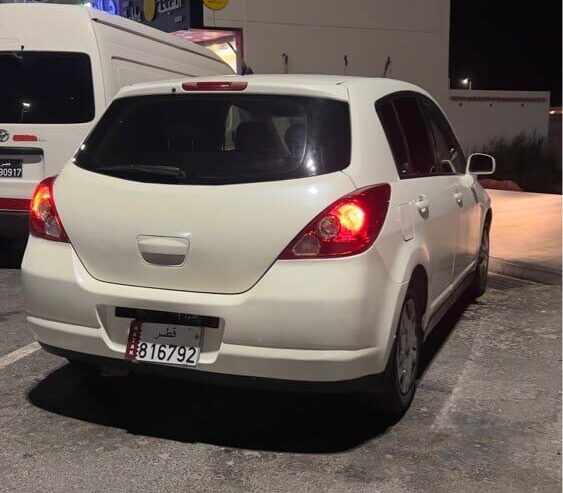 Nissan tida