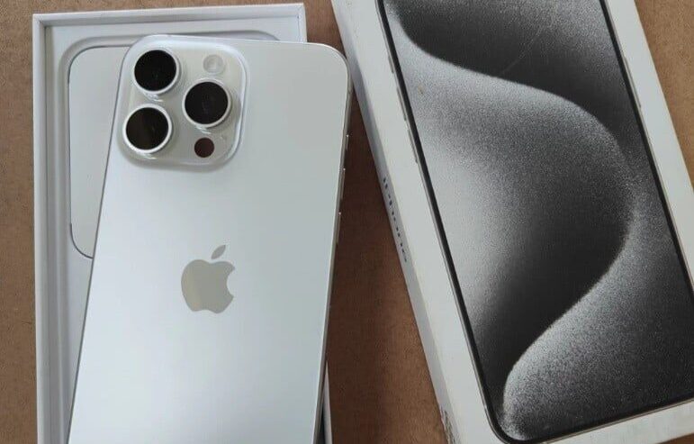iPhone 15 Pro Max