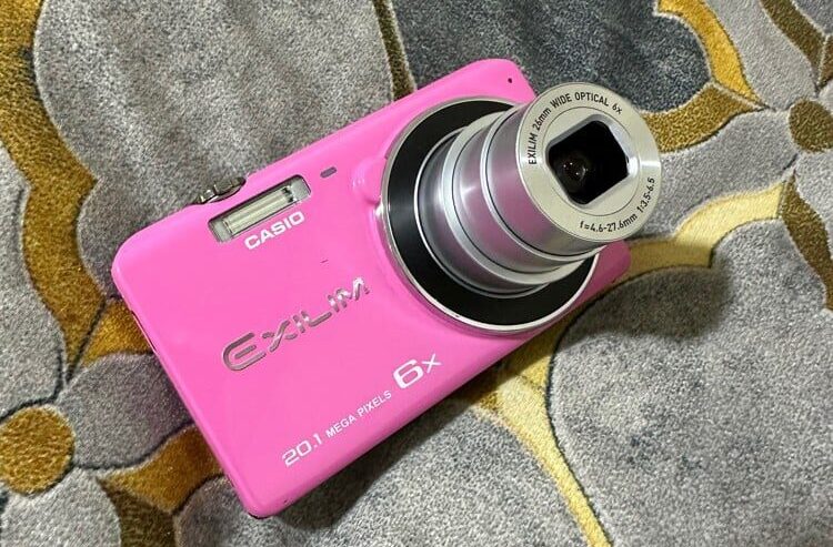 Casio Exilim 20MP Camera For Sale