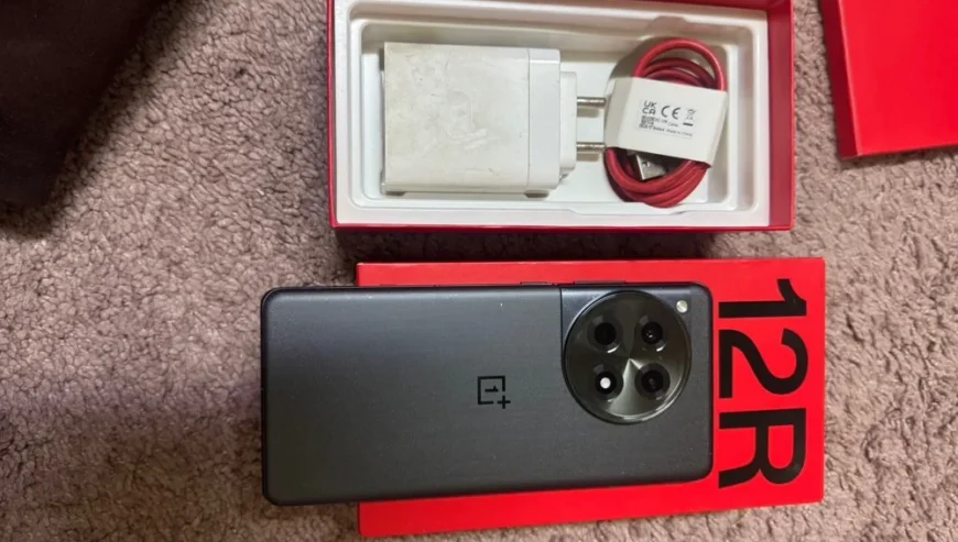 OnePlus 12R (8GB RAM, 128GB Storage)