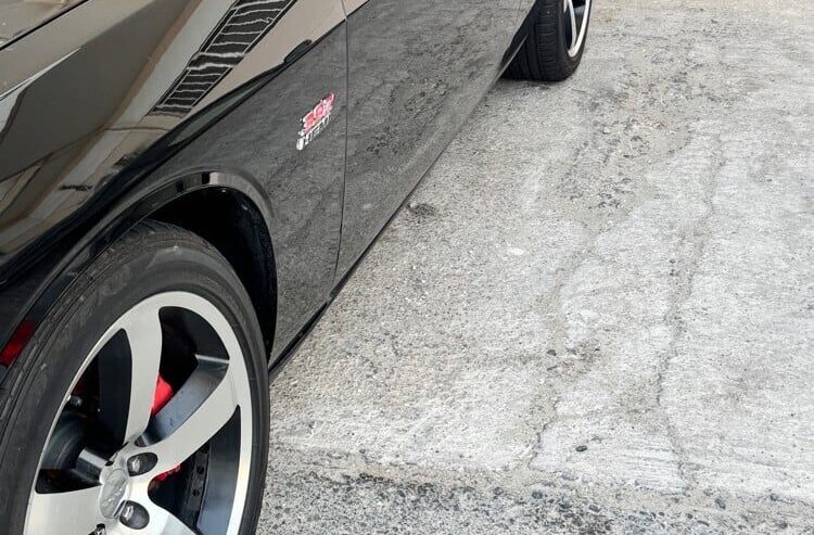 Dodge Challenger SRT8