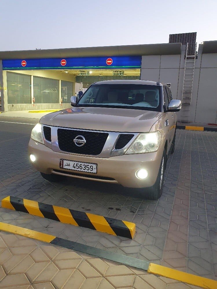 Nissan Patrol 2010 V8 400