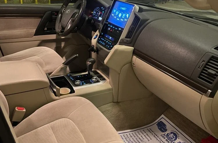 Toyota Land Cruiser GXR – Grand Touring 2019