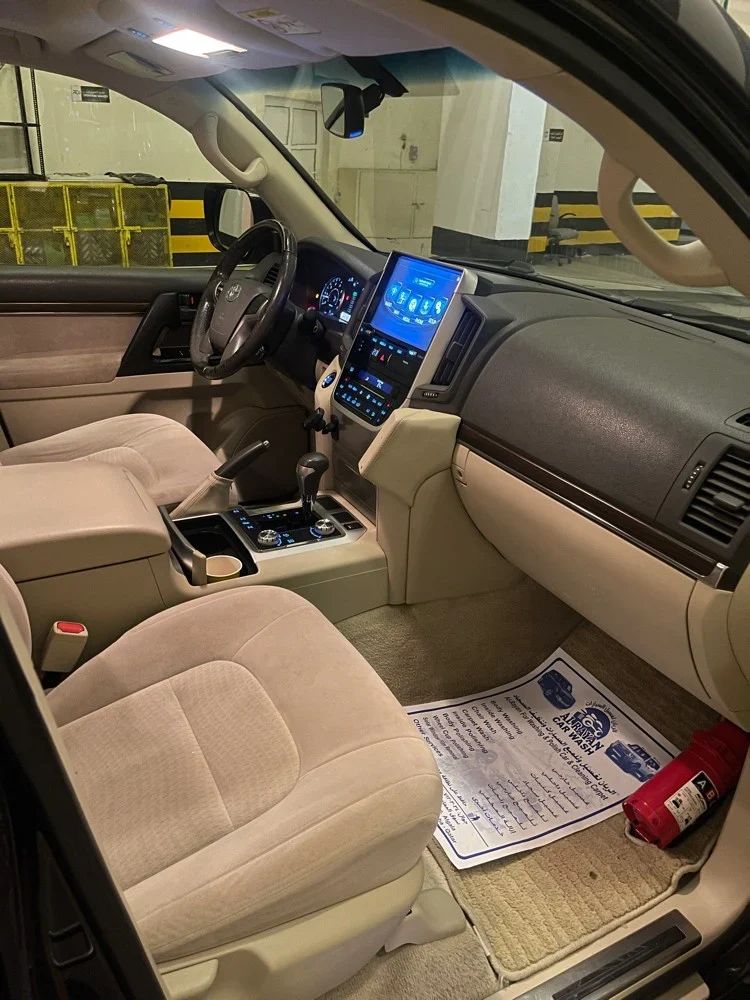 Toyota Land Cruiser GXR – Grand Touring 2019