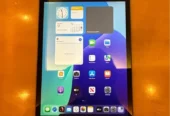 iPad 7 – iOS 18 – 128 gb –