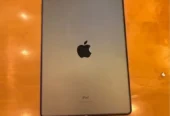 iPad 7 – iOS 18 – 128 gb –