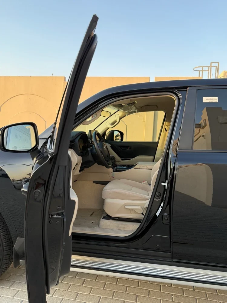 Toyota Land Cruiser GX 2024
