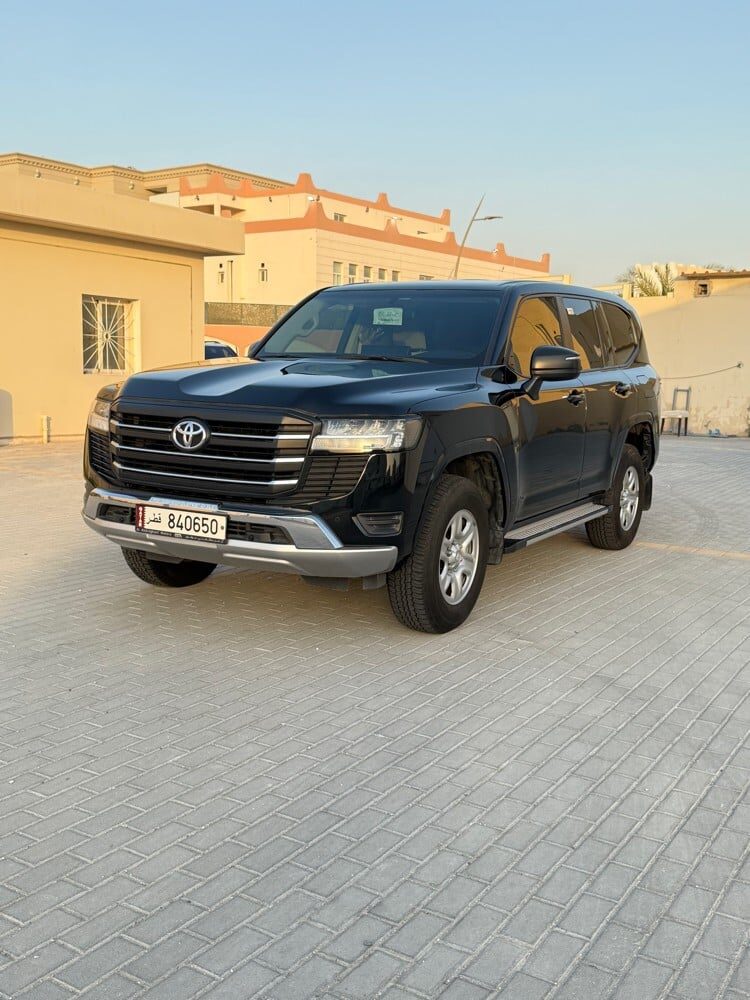 Toyota Land Cruiser GX 2024