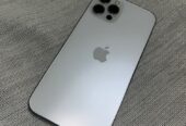 iphone 12 Pro – Blue Silicone Case