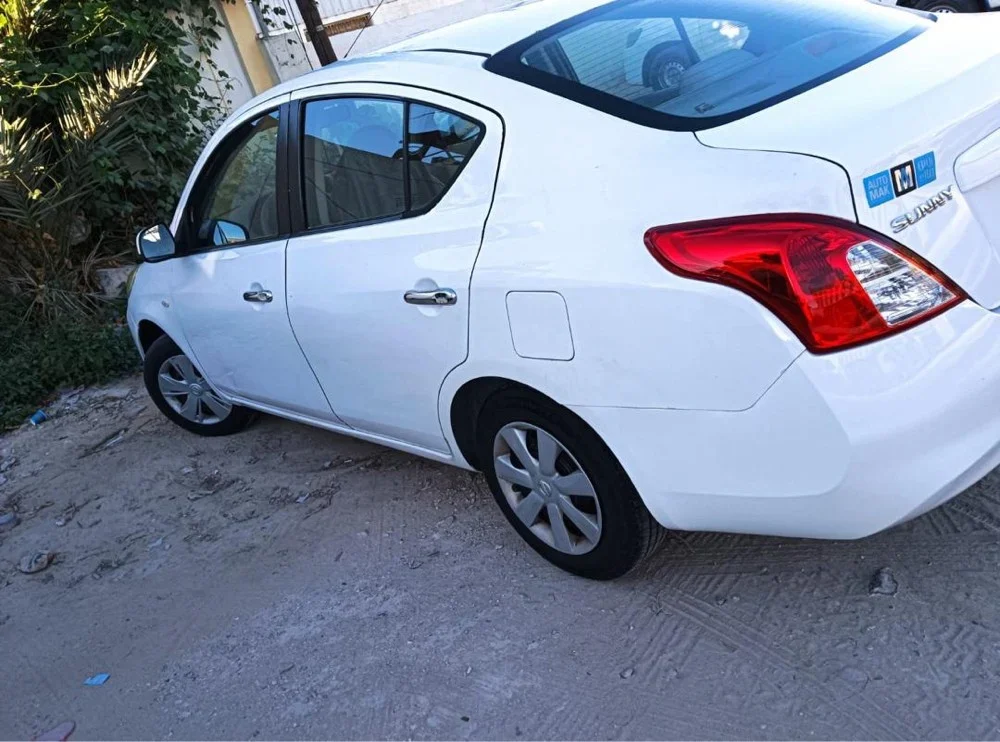 nissan sunny 2013 good condition