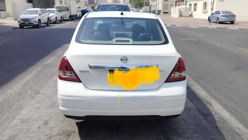 NISSAN TIIDA 2012 FOR SALE IN GOOD CONDITION