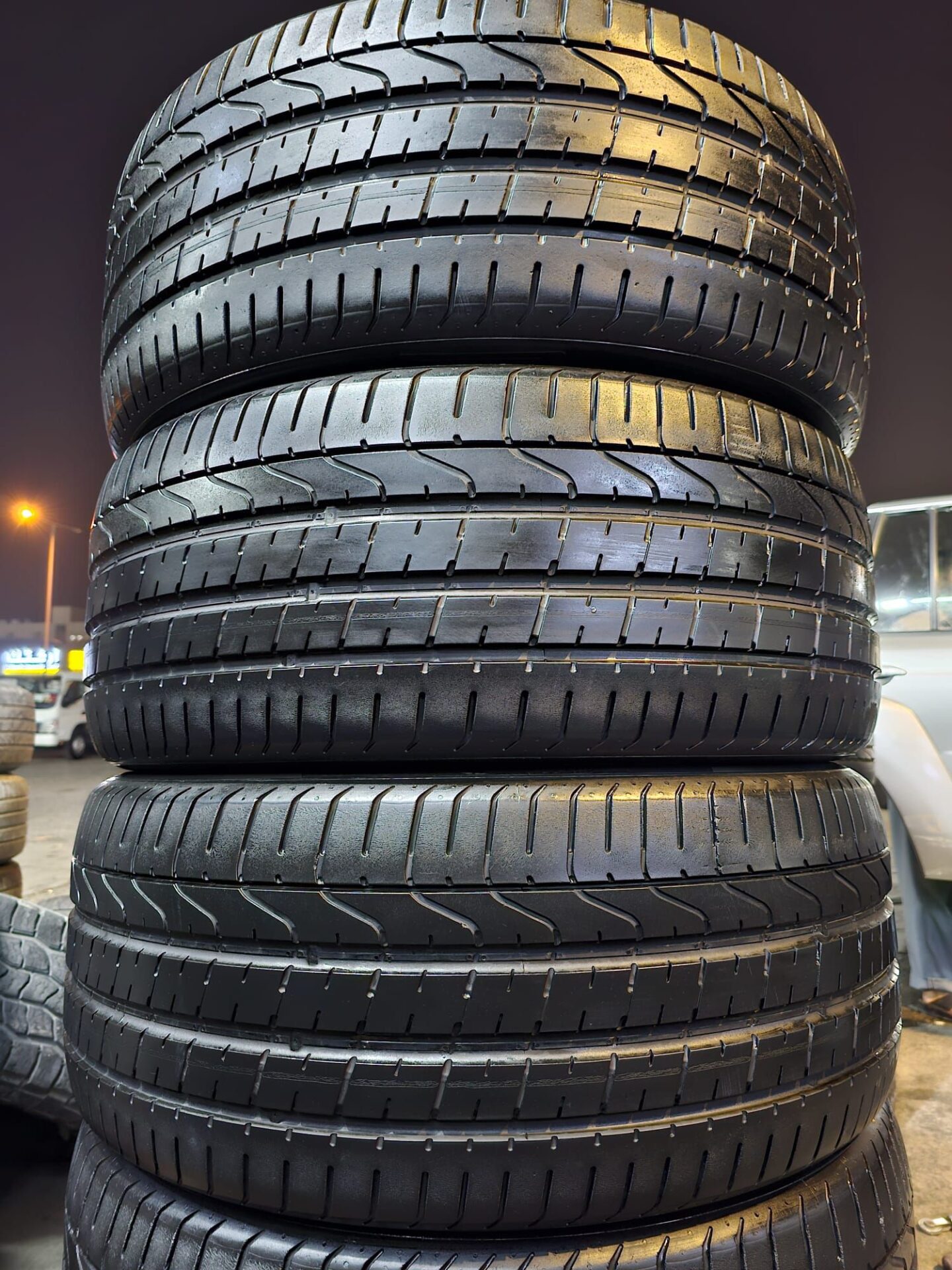 275-40-22,,,pirelli brand