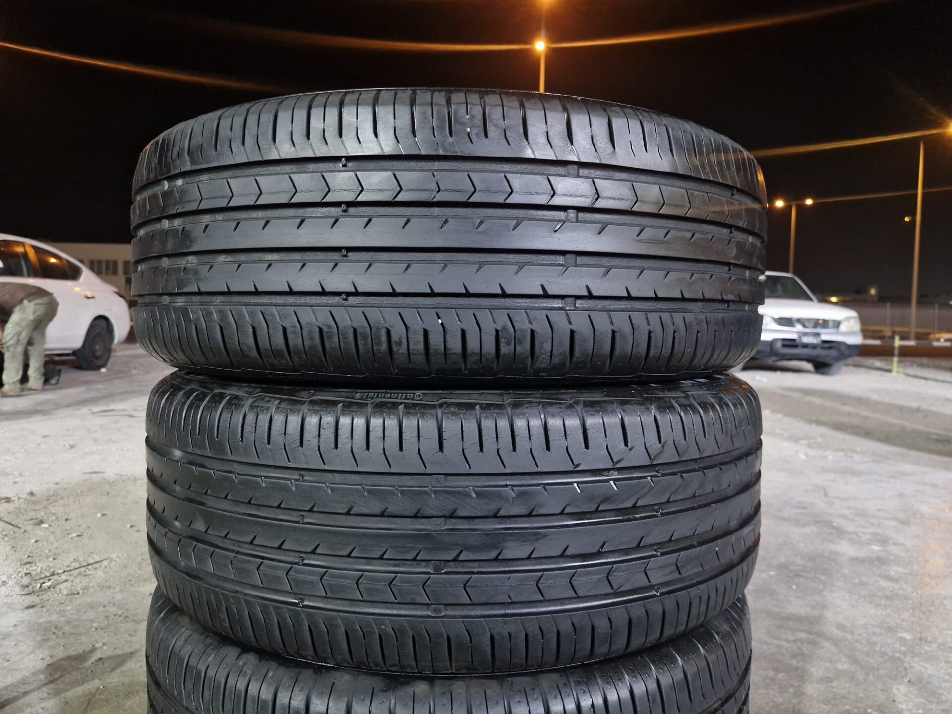 225/60/17 Continental tyre