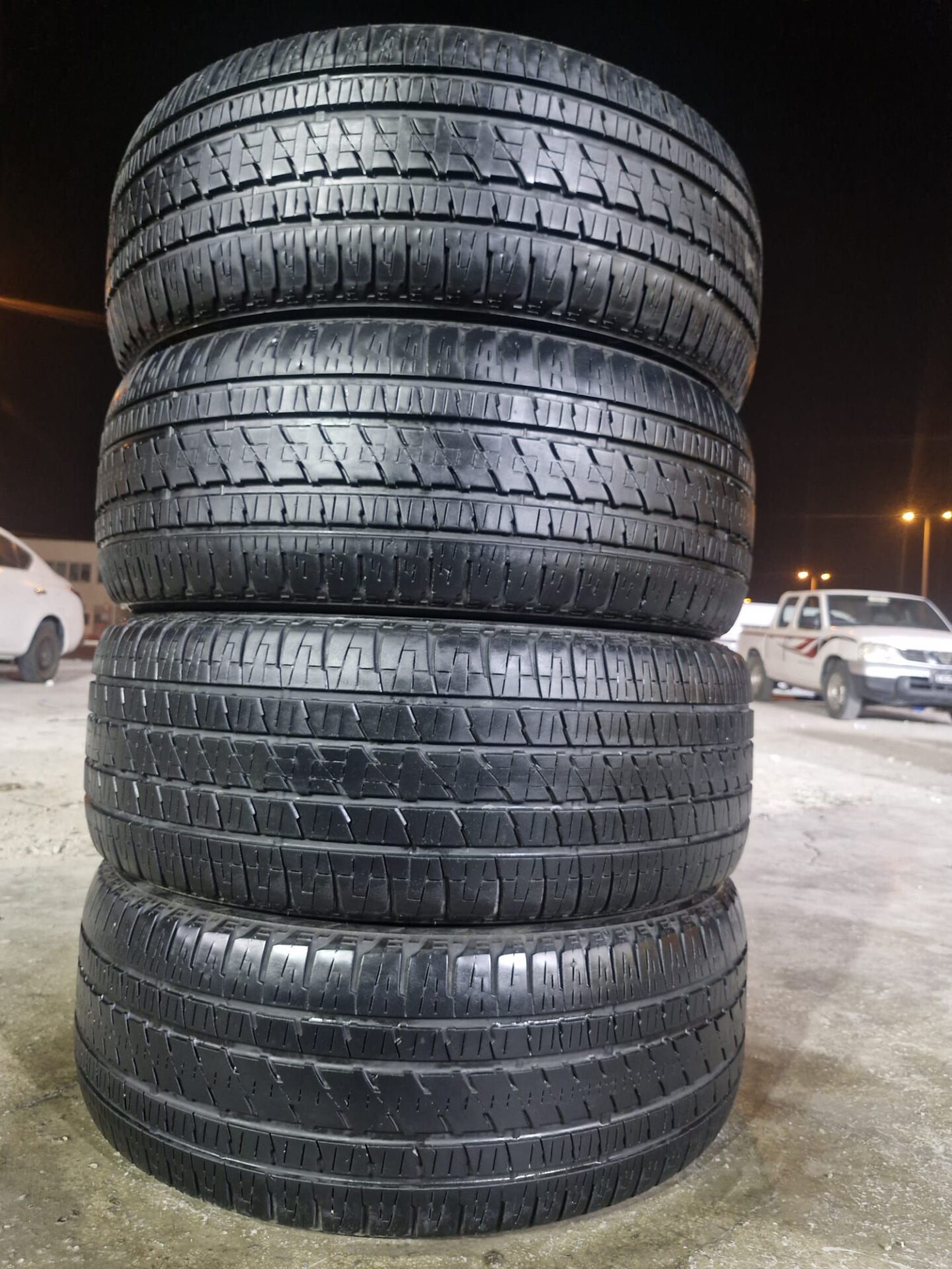 285/45/22 Bridgestone tyre